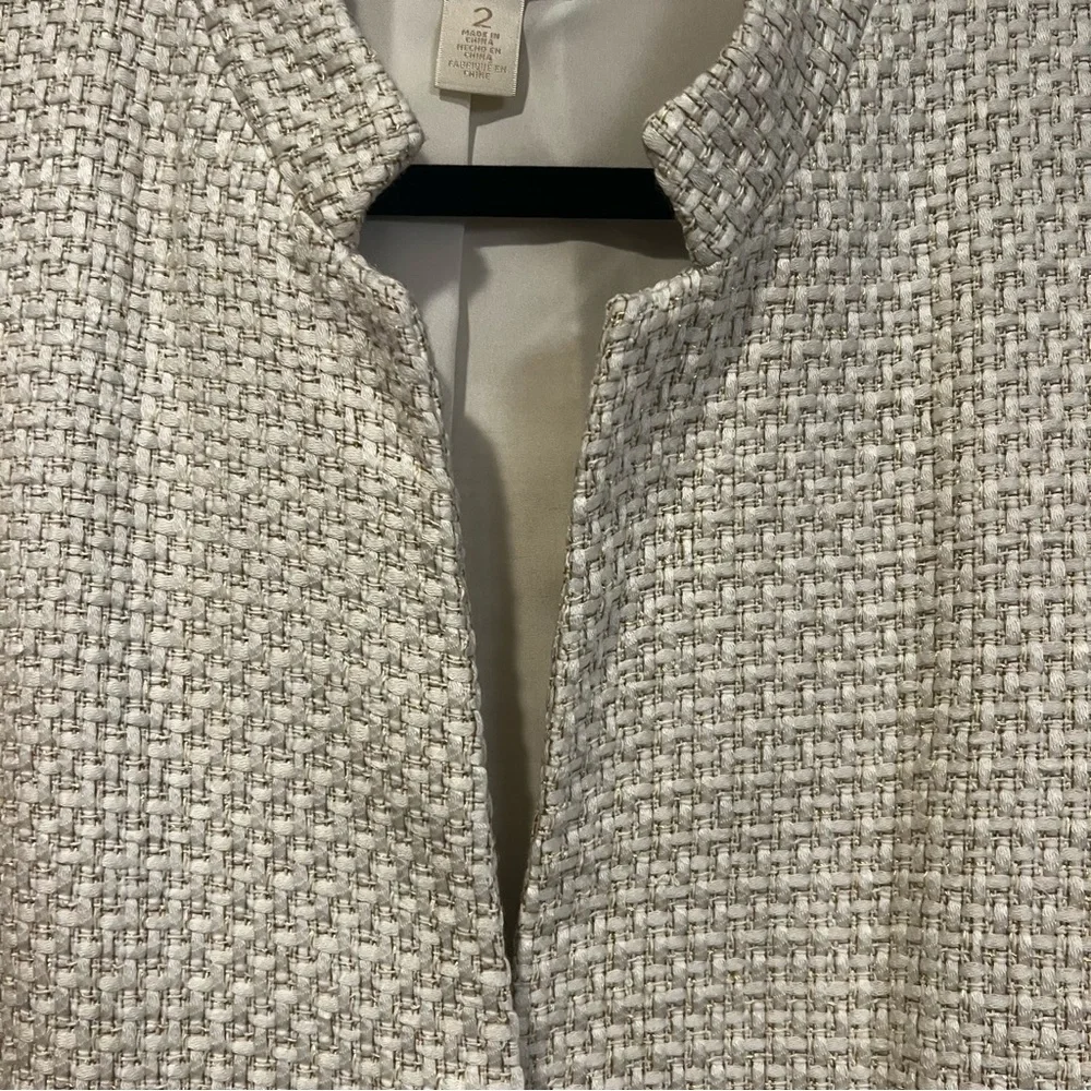 Chico’s Textured Embellished Trim Cream and Gold Open Front jacket size large - Picture 4 of 11